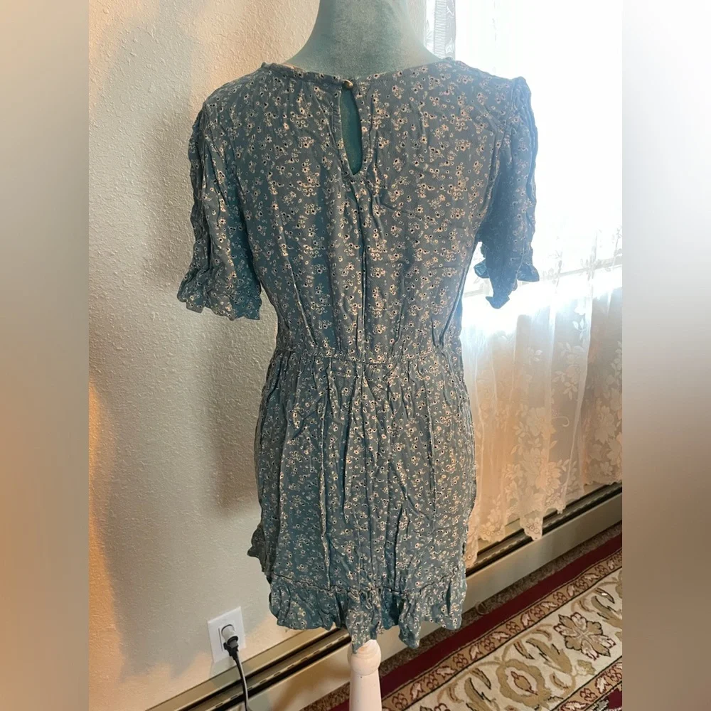 Rewind: cute floral sundress - Picture 3 of 4